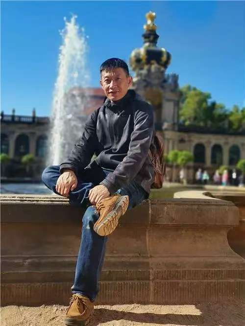 个人照片3.jpg